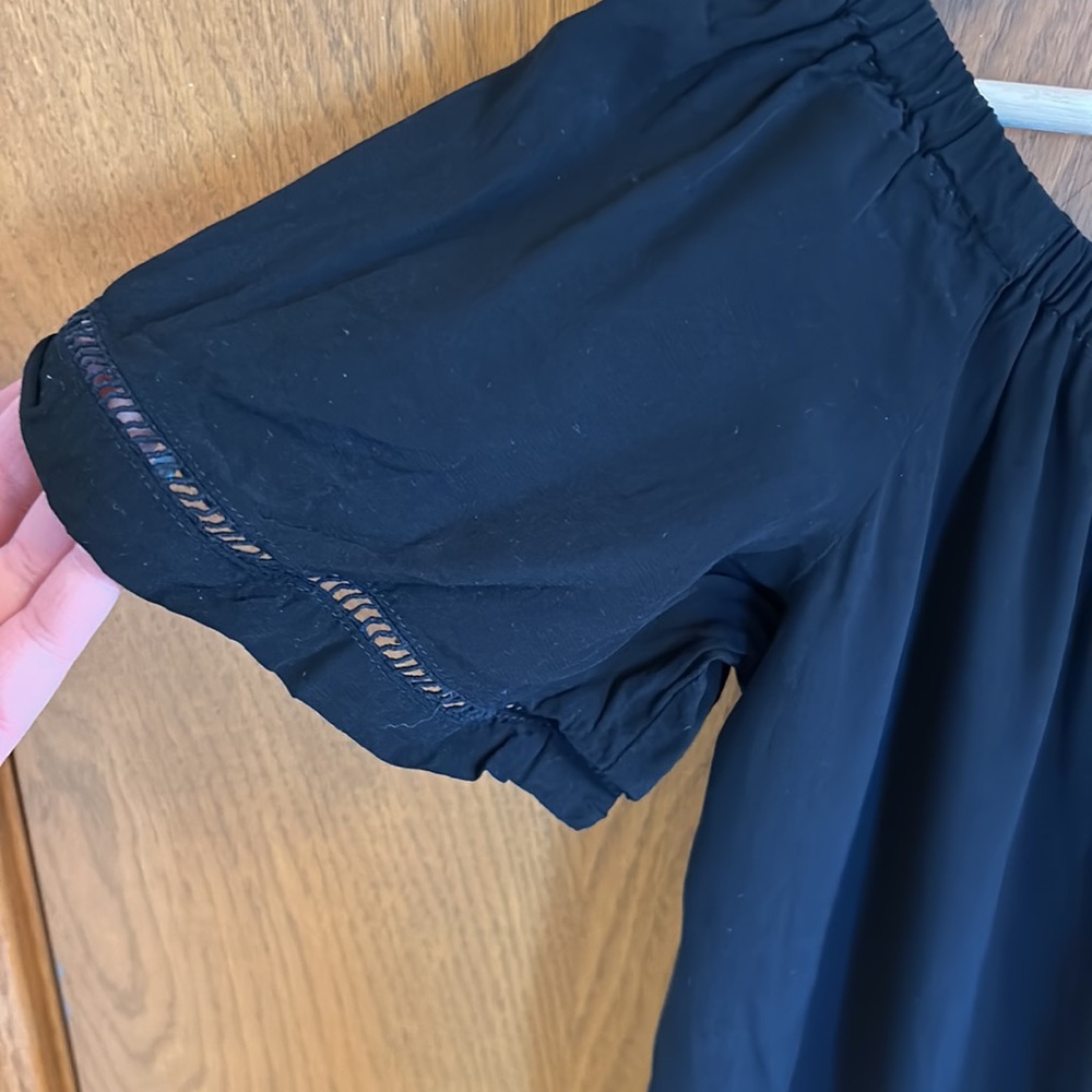 Off-Shoulder Romper - Picture 3 of 5